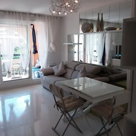 Vue Mer Avec Piscine Apartment *